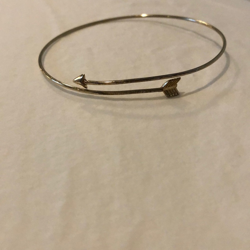Gold arrow bangle